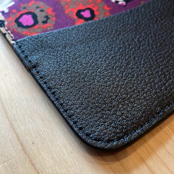 Vera Bradley Passport Cover Retired Rosewood Pattern Winter 2015 - Picture 10 of 12